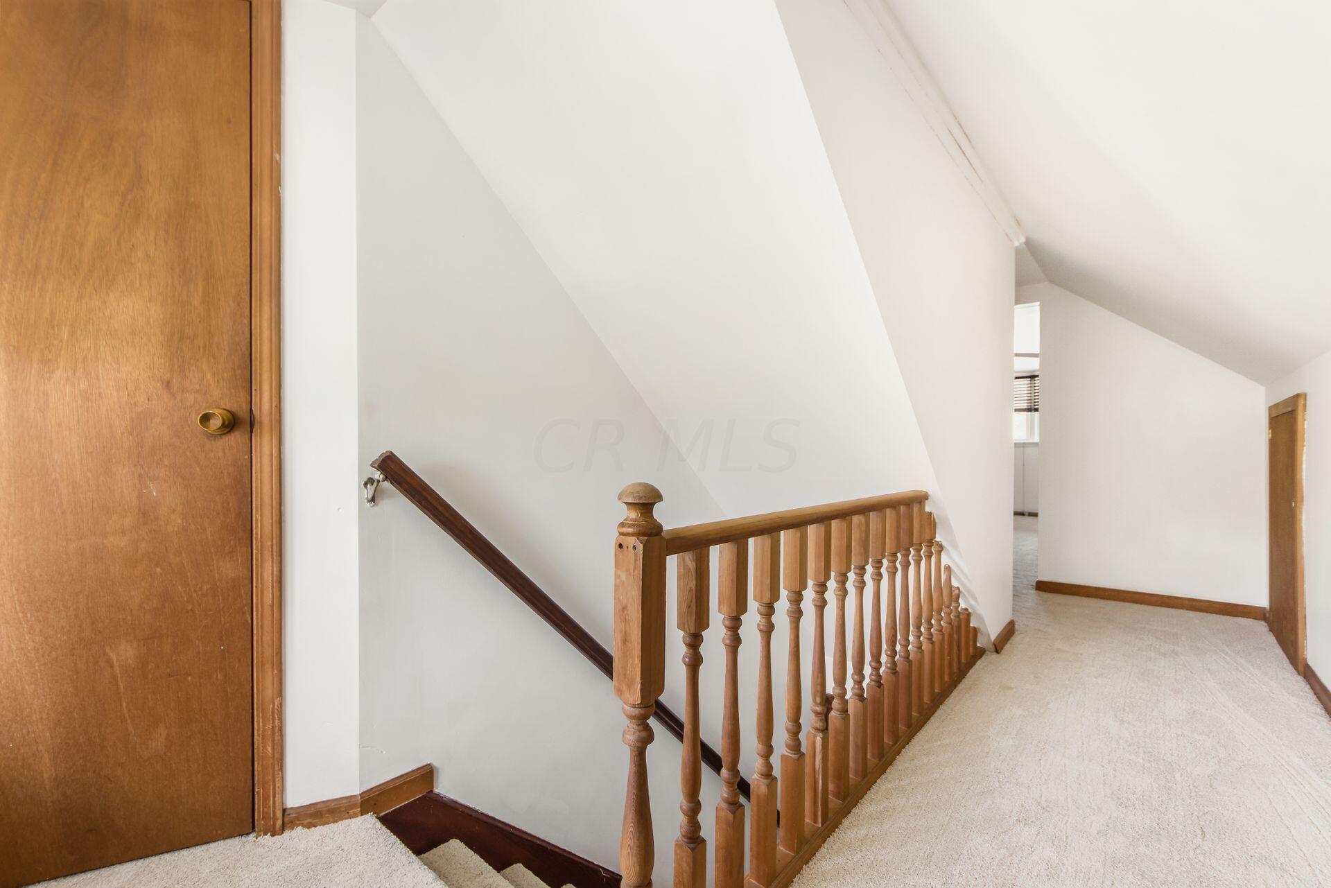 3291 Parkside Road Columbus, OH 43204 - Photo 23 of 35 Upstairs