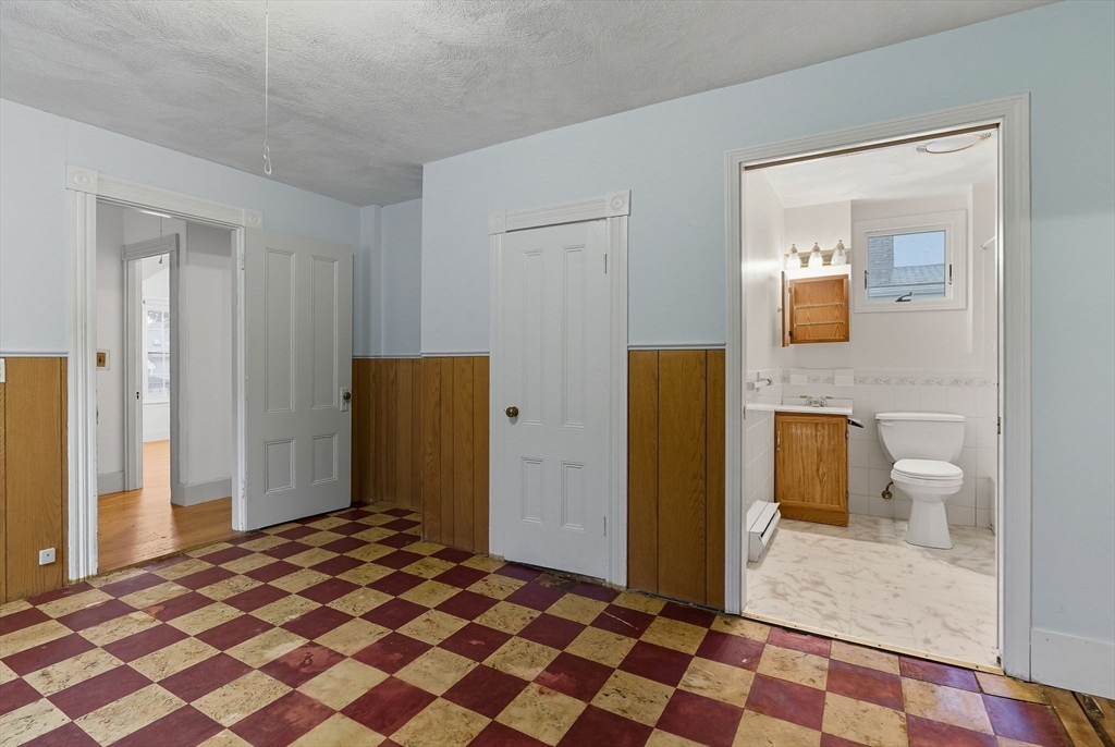 22 Adams Street Melrose, MA 02176 - Photo 18 of 27