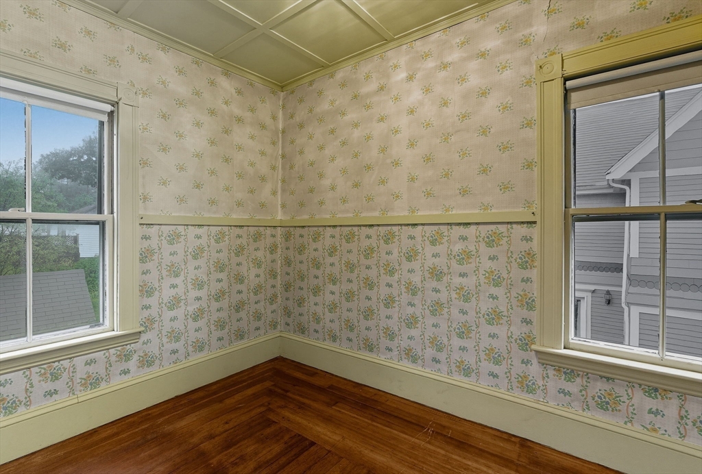 22 Adams Street Melrose, MA 02176 - Photo 19 of 27