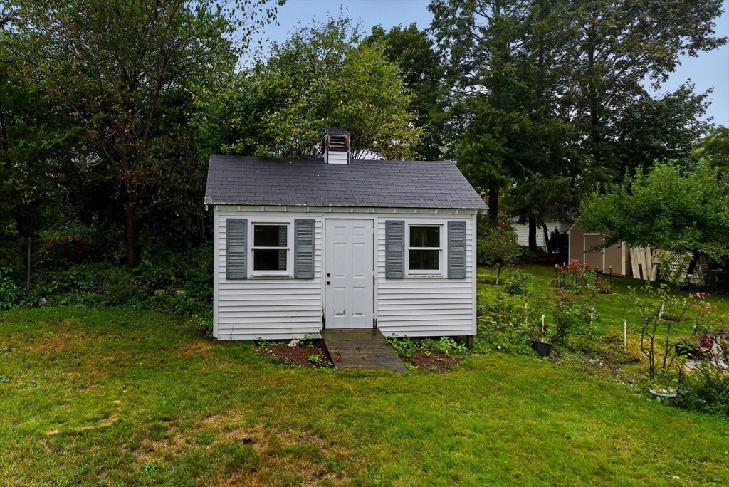 22 Adams Street Melrose, MA 02176 - Photo 24 of 27