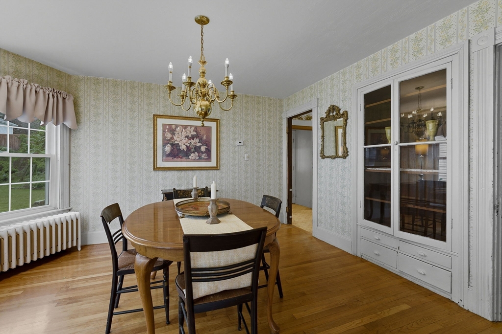 22 Adams Street Melrose, MA 02176 - Photo 8 of 27