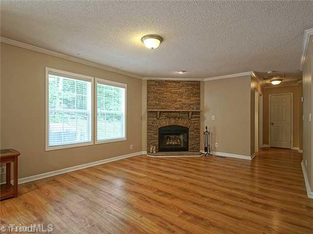 3858 Clapp Mill Road Burlington, NC 27215 - Photo 3 of 16 Living Room.