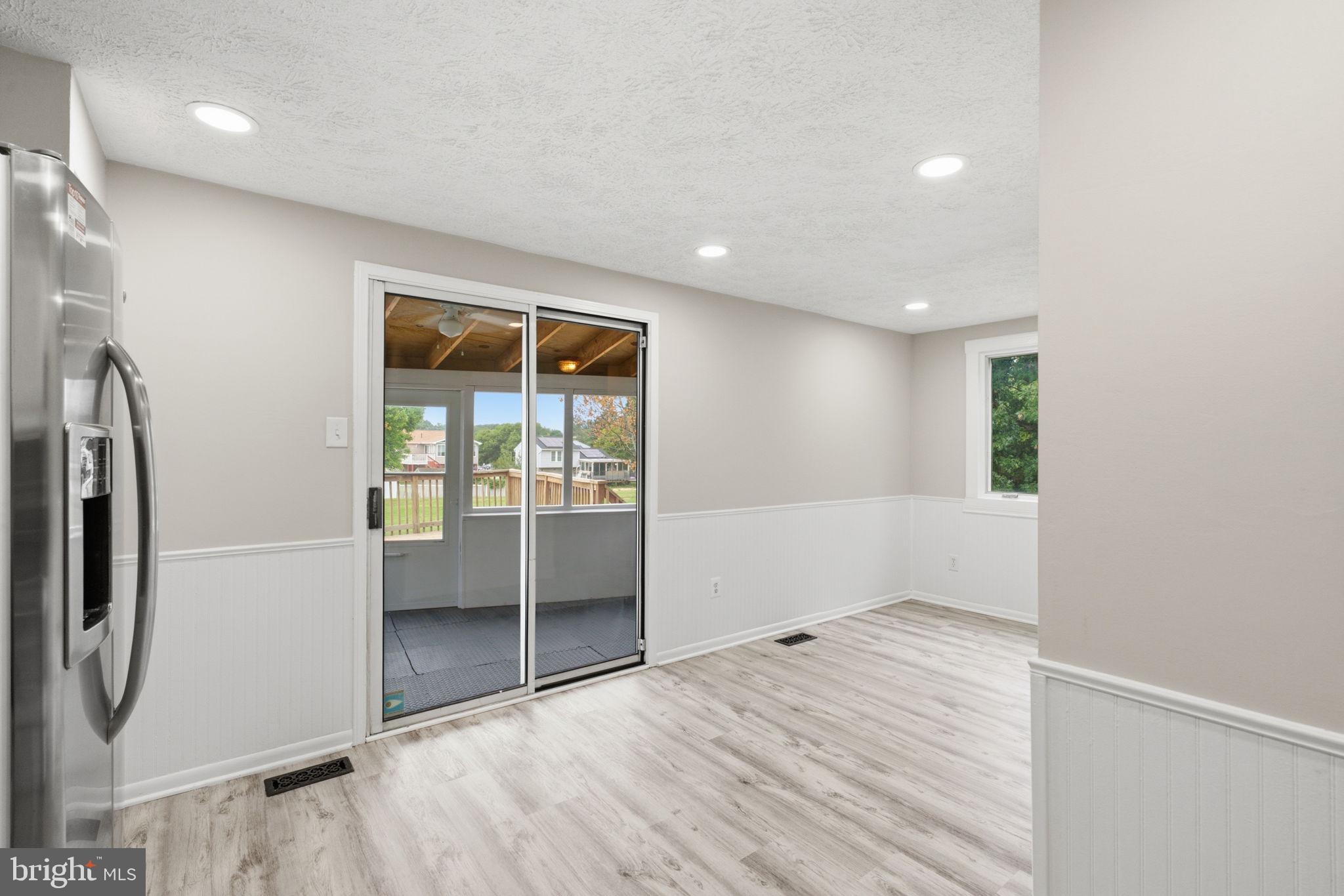 40 Towns Court Rosedale, MD 21237 - Photo 10 of 41 Dining Area with Access to Porch