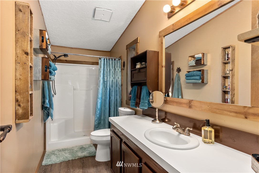 157 Gartner Road Winlock, WA 98596 - Photo 13 of 36