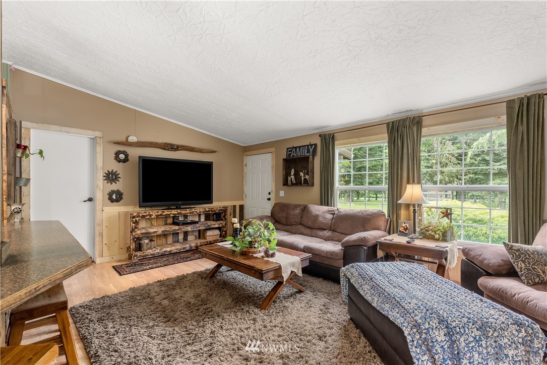 157 Gartner Road Winlock, WA 98596 - Photo 7 of 36