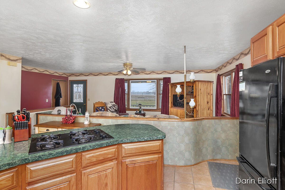2045 Stanbro Road Ionia, MI 48846 - Photo 11 of 53 IMG_1007