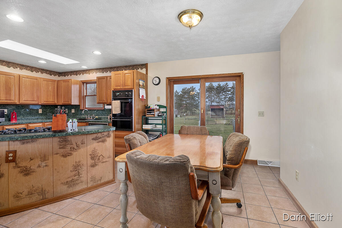 2045 Stanbro Road Ionia, MI 48846 - Photo 16 of 53 IMG_1012