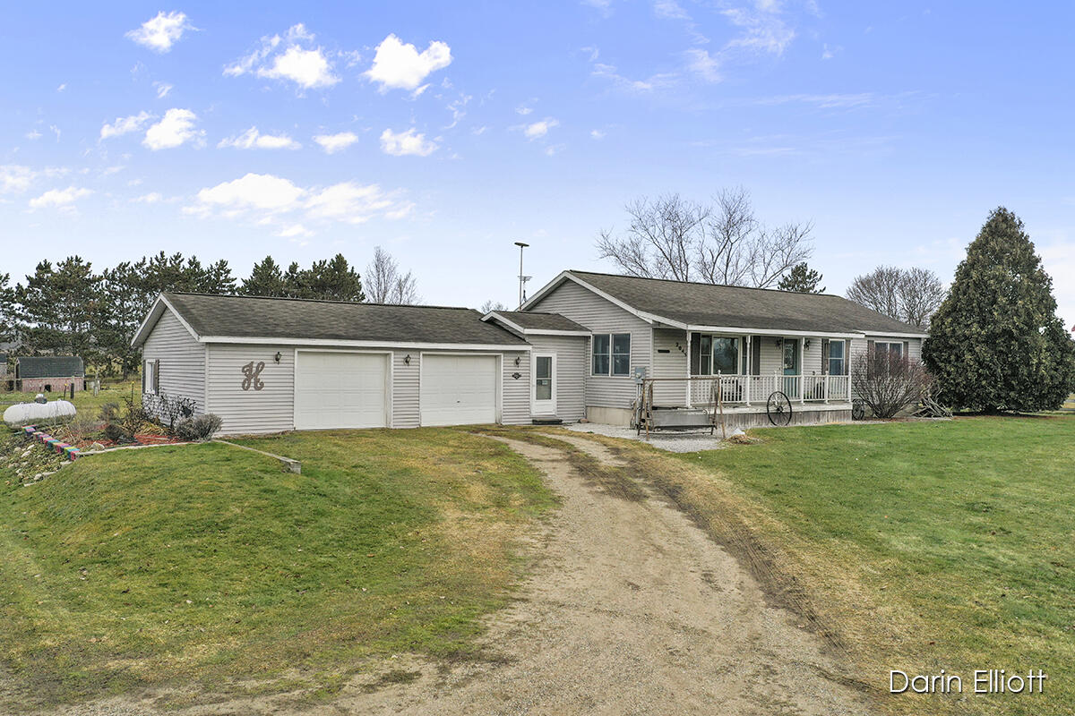 2045 Stanbro Road Ionia, MI 48846 - Photo 44 of 53 IMG_1040