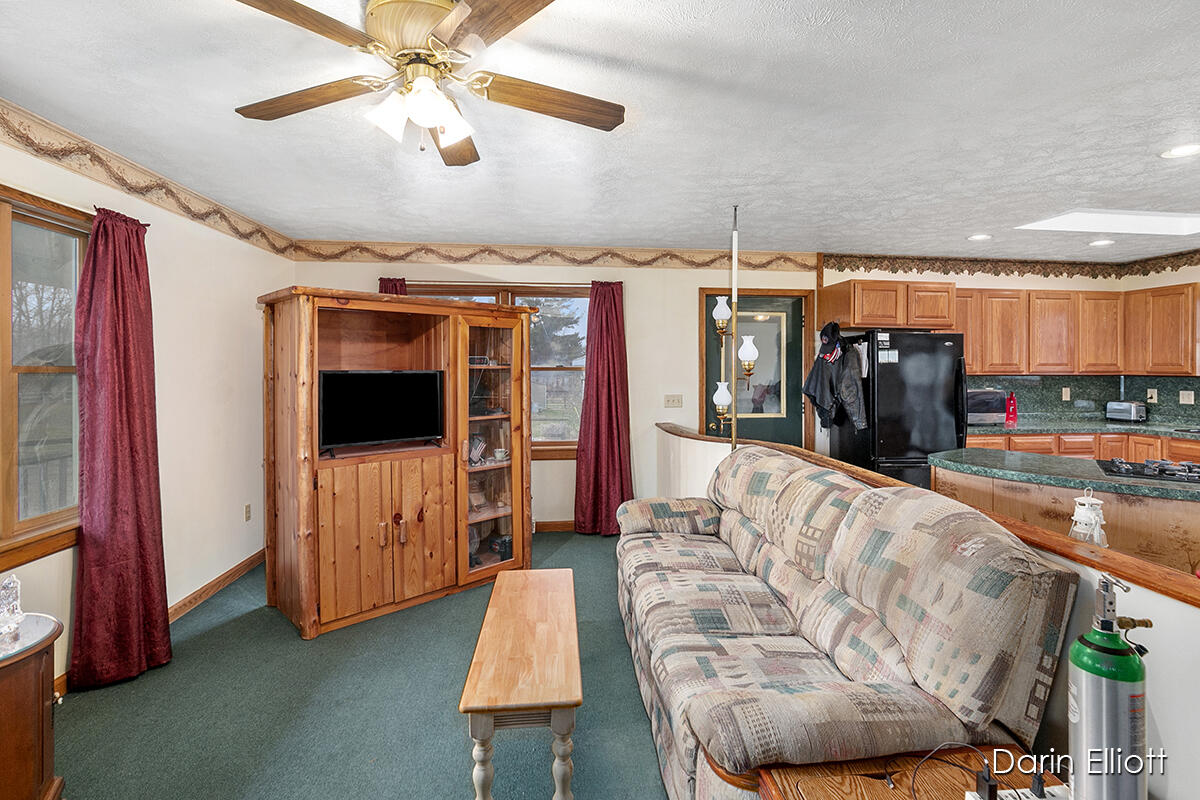 2045 Stanbro Road Ionia, MI 48846 - Photo 10 of 53 IMG_1006