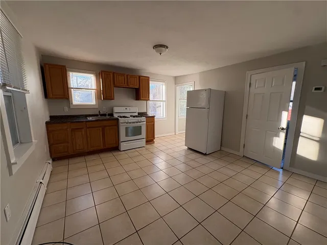 $1,850 | 49 Trenton Street, Providence, RI 02906