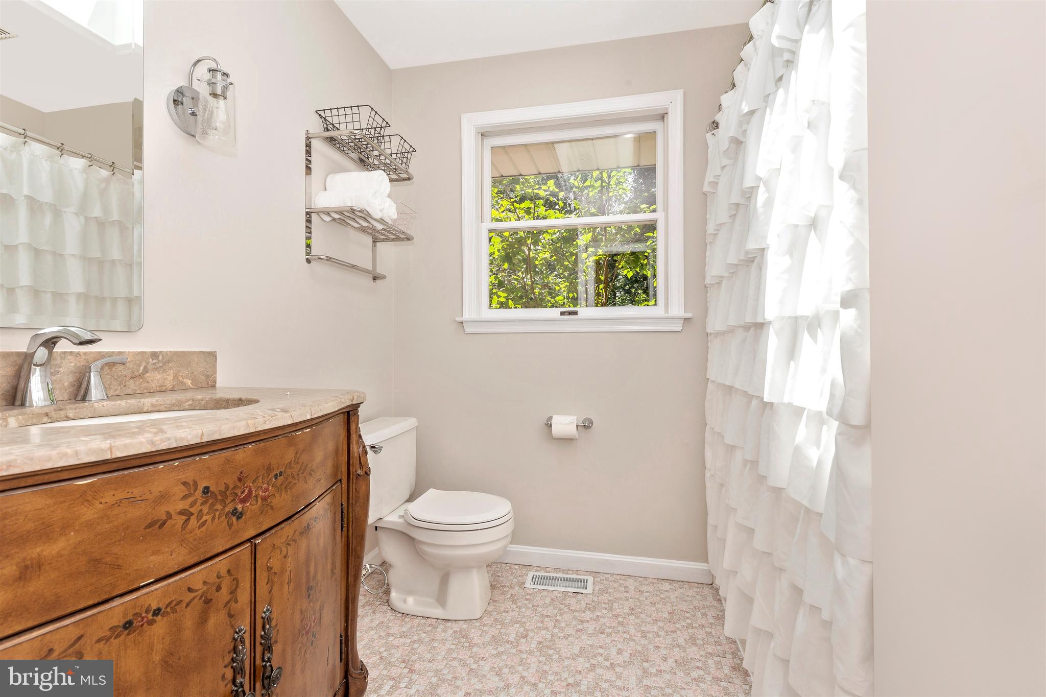 3223 Hoopers Delight Road New Windsor, MD 21776 - Photo 28 of 85 Bath