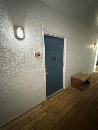 $185,000 | 1600 Villa Capri Circle, Unit 307, Odessa, FL 33556