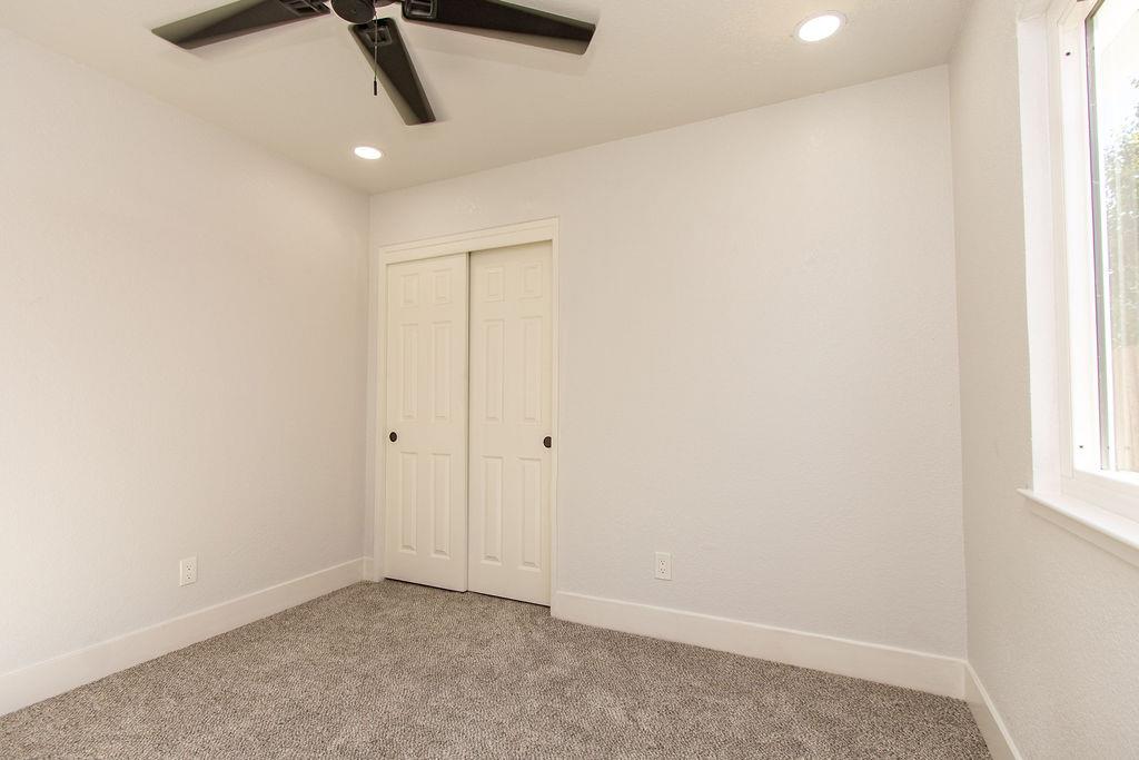 1444 Waterthrush Way Turlock, CA 95382 - Photo 23 of 33