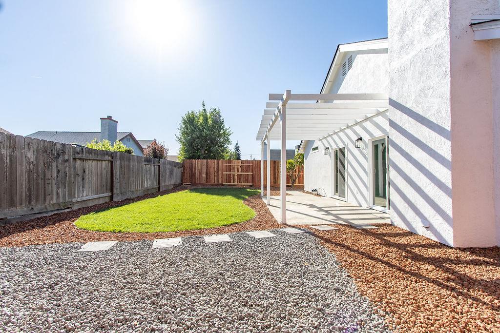 1444 Waterthrush Way Turlock, CA 95382 - Photo 27 of 33