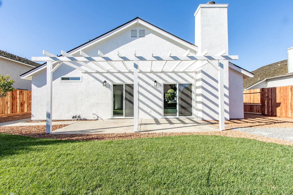 1444 Waterthrush Way Turlock, CA 95382 - Photo 30 of 33