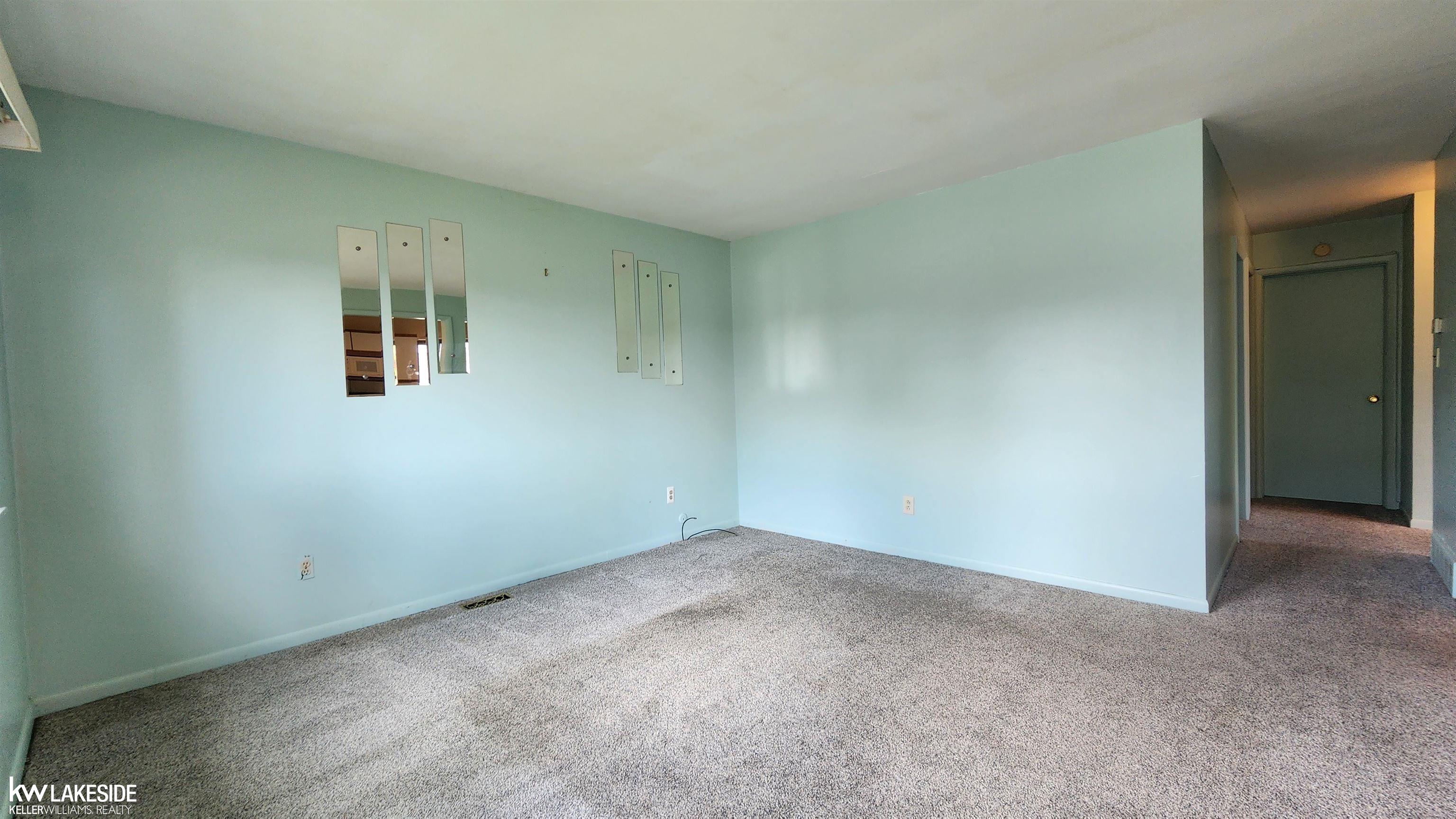 22010 Kelly Road Eastpointe, MI 48021 - Photo 9 of 35