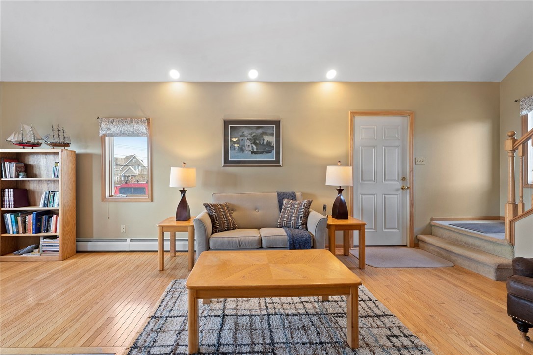 1370 Ocean Road Narragansett, RI 02882 - Photo 17 of 48 Living room