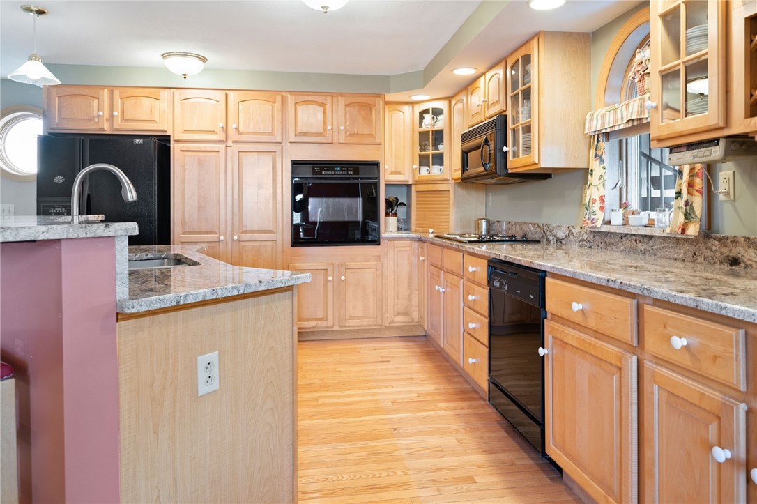 1370 Ocean Road Narragansett, RI 02882 - Photo 27 of 48 Gallery Image 27