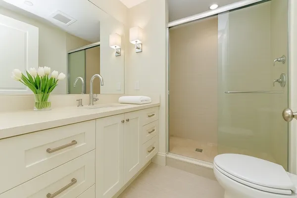 $6,200 | 142 West Concord Street, Unit 3, Boston, MA 02118