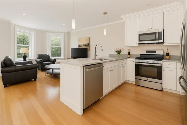 $6,200 | 142 West Concord Street, Unit 3, Boston, MA 02118
