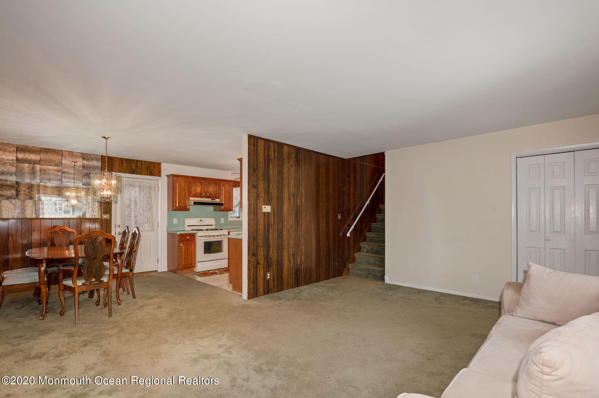 6 Eastlick Road Edison, NJ 08817 - Photo 16 of 39 023_6_Eastlick_Rd_318717_595248
