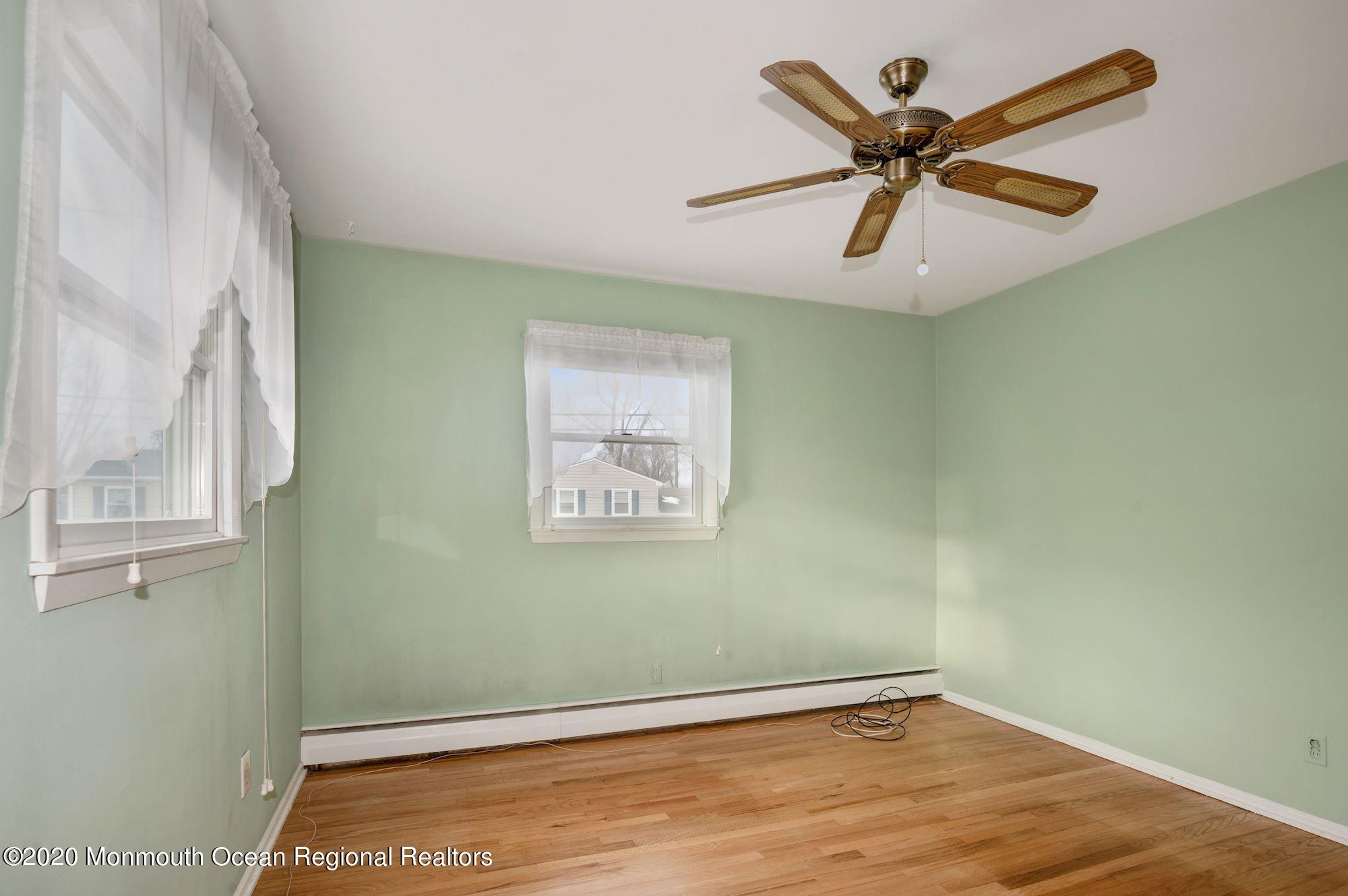 6 Eastlick Road Edison, NJ 08817 - Photo 18 of 39 026_6_Eastlick_Rd_318717_595248