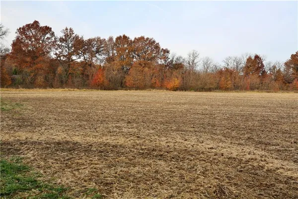 $1,000,000 | 0 East 530th Avenue, Pittsburg, KS 66762