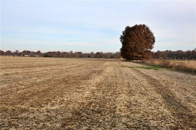$1,000,000 | 0 East 530th Avenue, Pittsburg, KS 66762