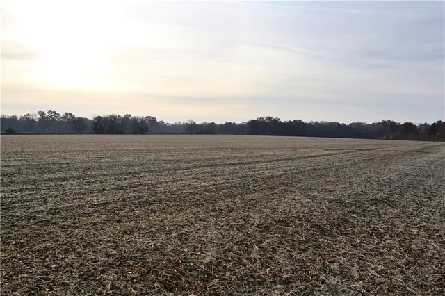 $1,000,000 | 0 East 530th Avenue, Pittsburg, KS 66762