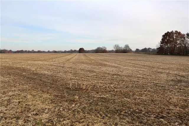 $1,000,000 | 0 East 530th Avenue, Pittsburg, KS 66762