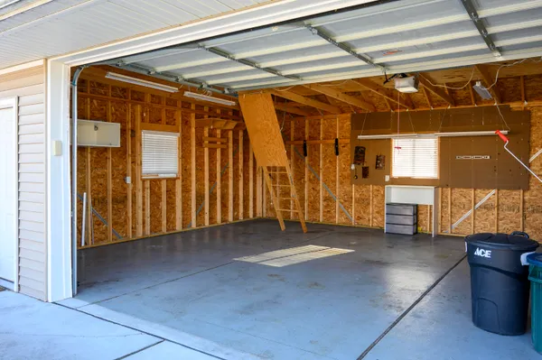 $360,000 | 1320 Montrose Avenue, Royal Oak, MI 48073