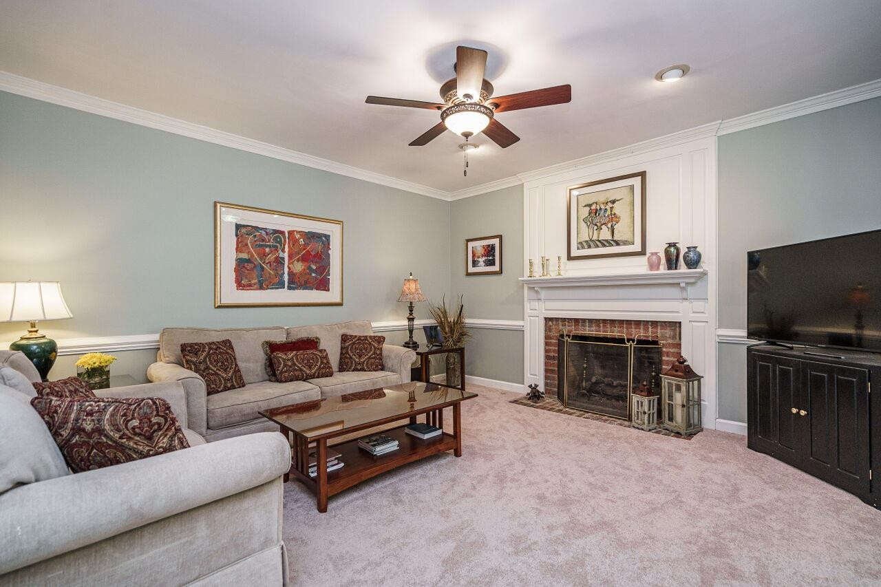 8601 Zinfandel Place Raleigh, NC 27615 - Photo 11 of 29 Family Room