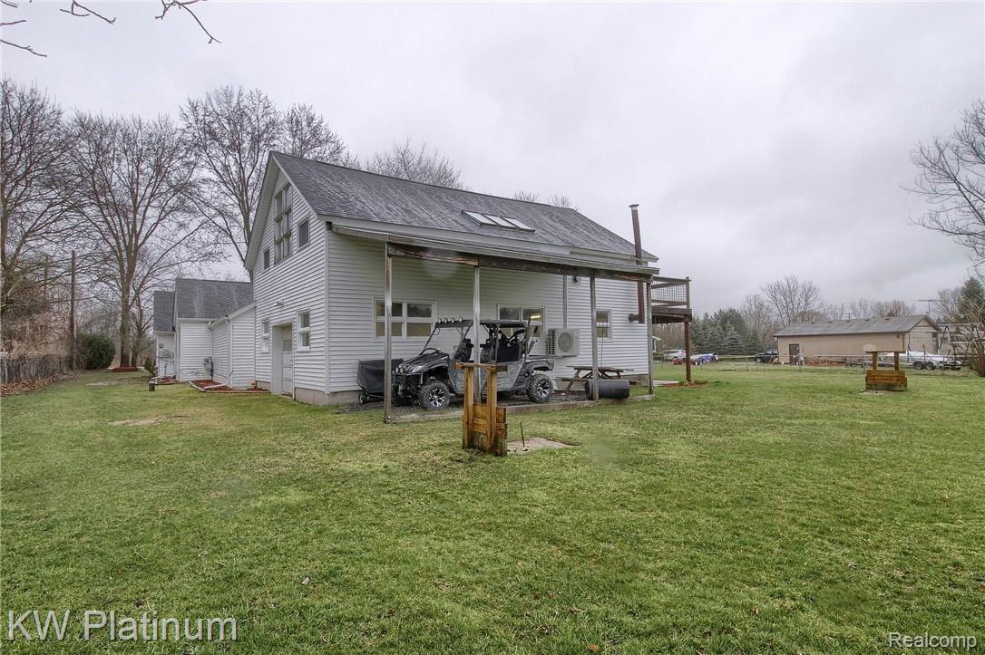 454 Wadhams Road St. Clair, MI 48079 - Photo 31 of 31 29-Garage.jpg