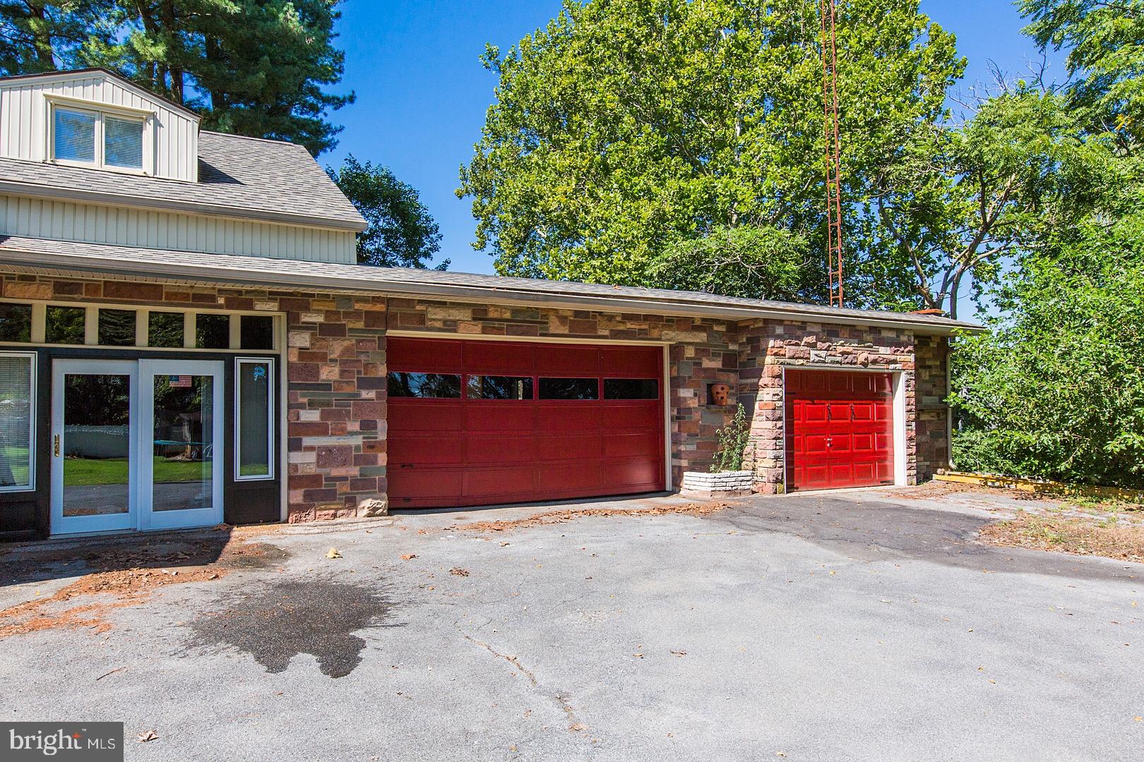 115 Market Street Lititz, PA 17543 - Photo 3 of 79 Oversized 3 car garages. Each garage about 20x20
