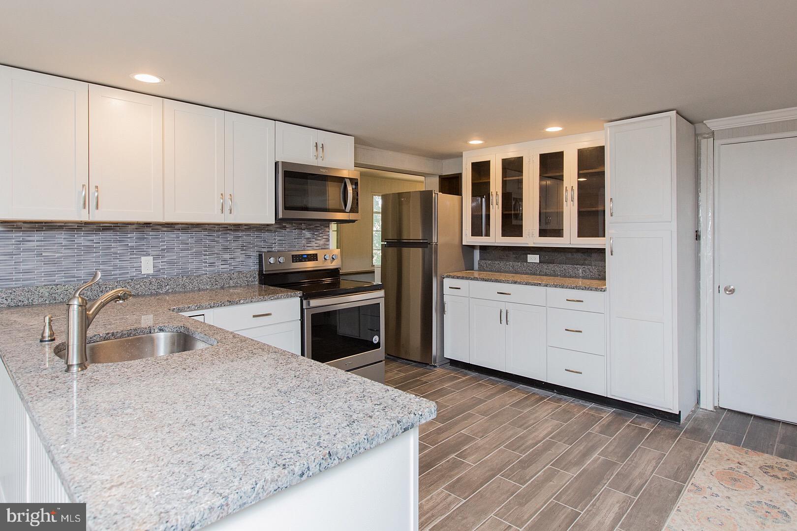 115 Market Street Lititz, PA 17543 - Photo 25 of 79 Remodeled kitchen: Granite countertops