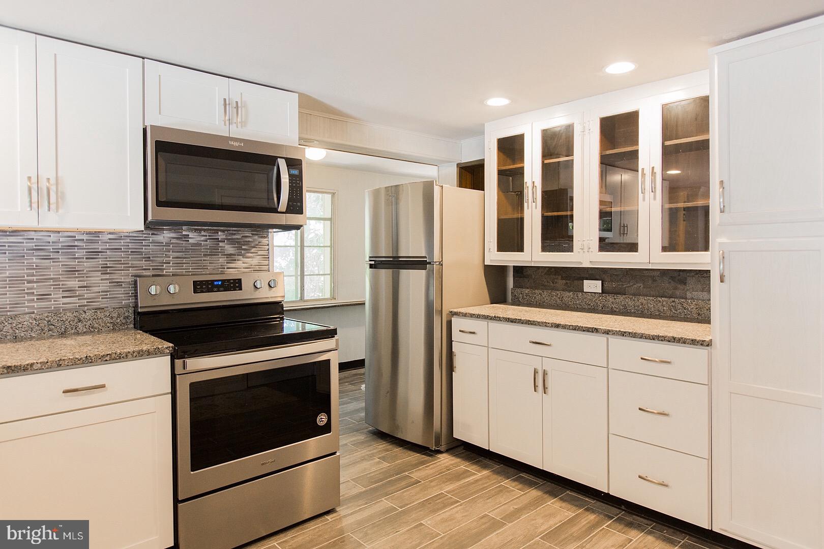 115 Market Street Lititz, PA 17543 - Photo 33 of 79 New stainless steal appliances