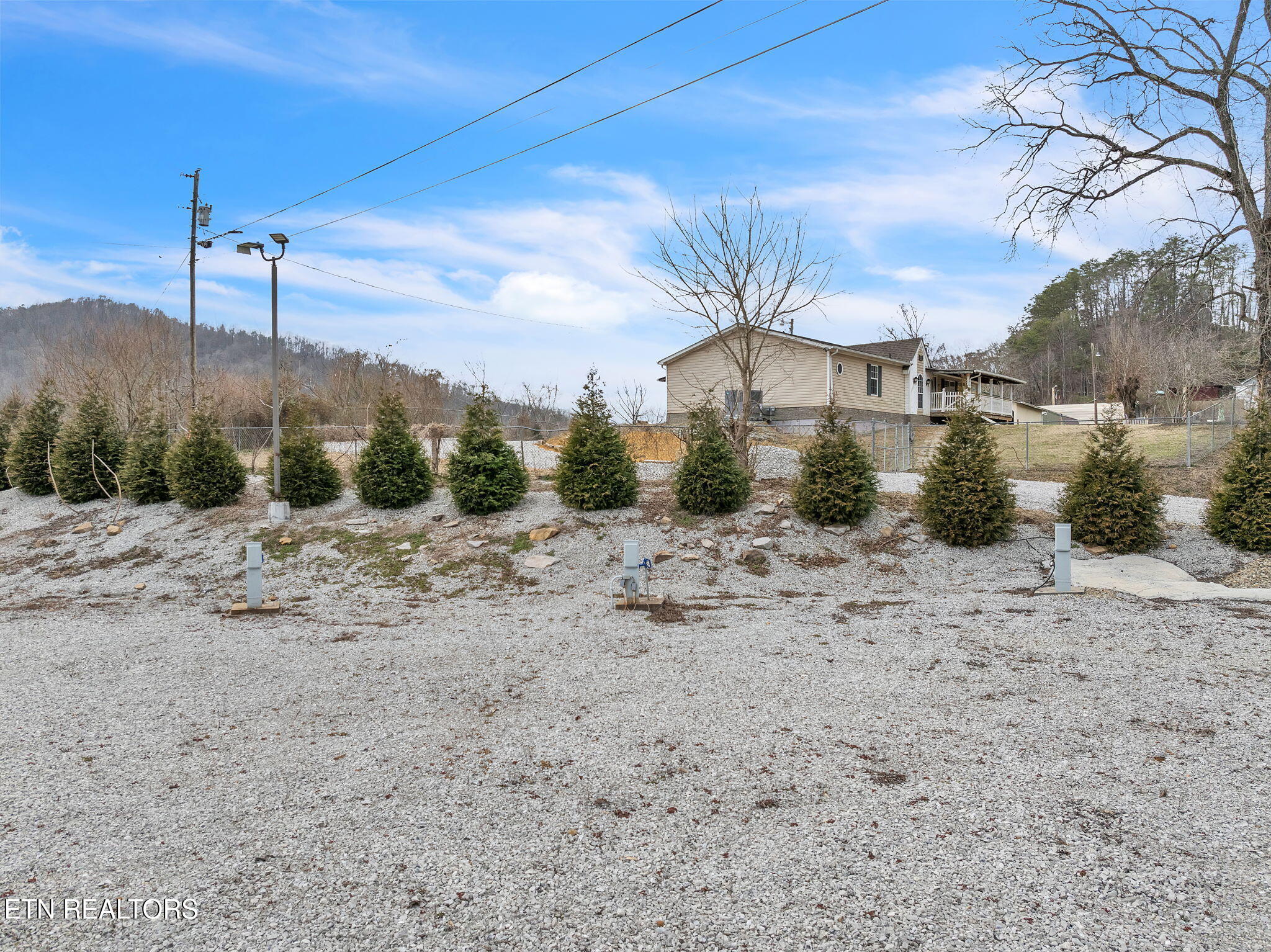 1988 Winona Road Huntsville, TN 37756 - Photo 11 of 43 27-web-or-mls-20-web-or-mls-1988 Winona-