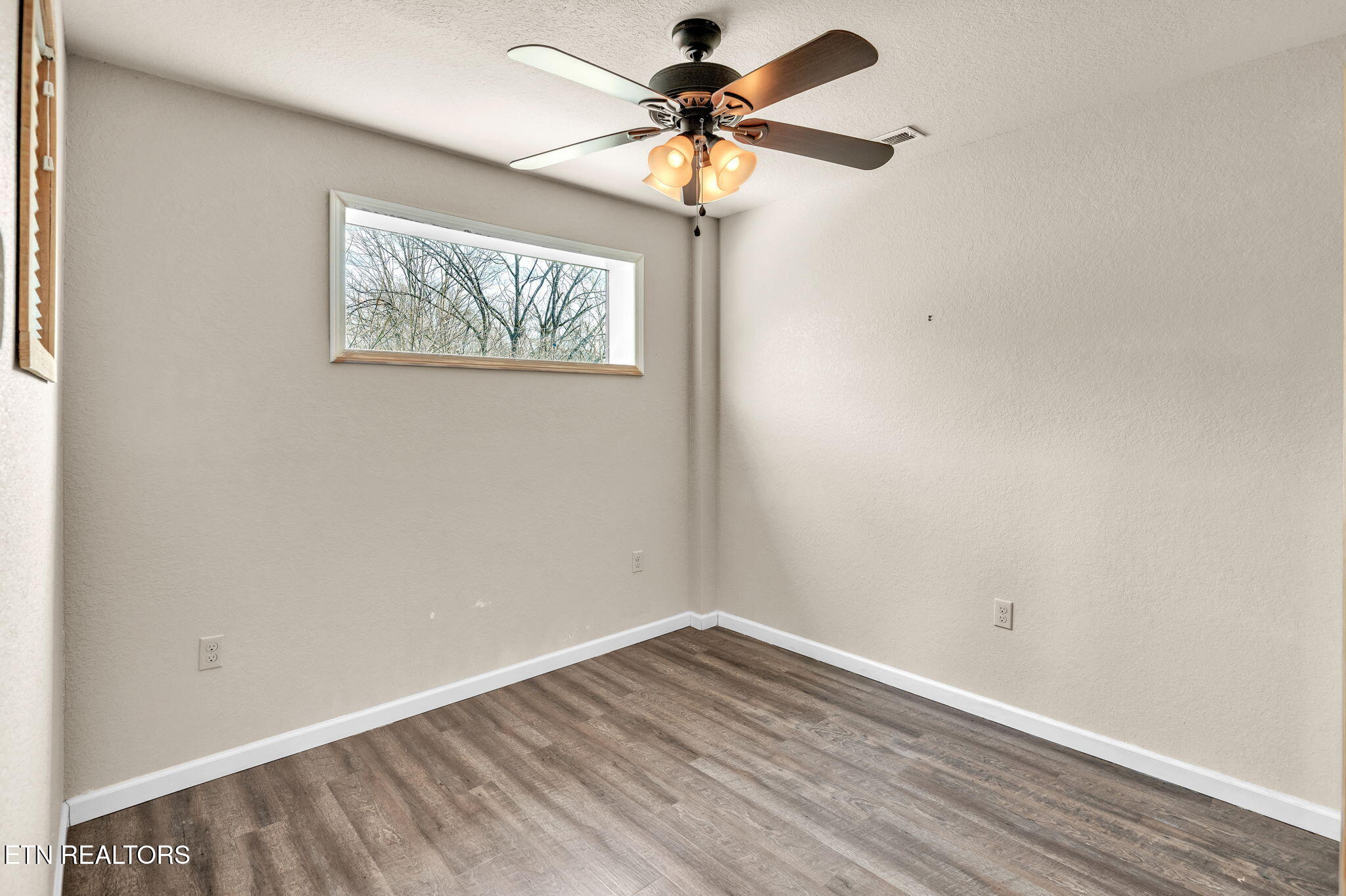 1988 Winona Road Huntsville, TN 37756 - Photo 26 of 43 43-web-or-mls-39-web-or-mls-1988 Winona-