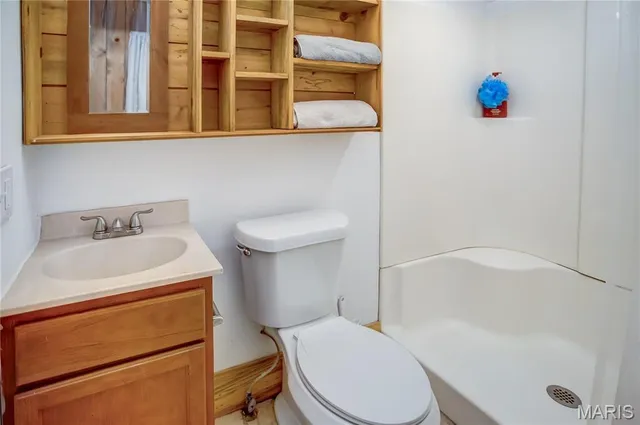 $160,000 | 12 Water Street, Grafton, IL 62037