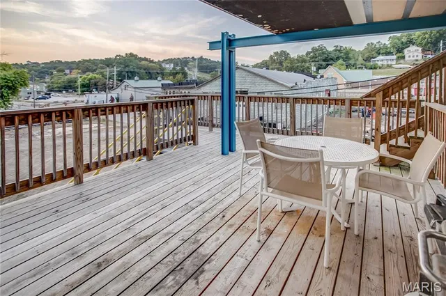 $160,000 | 12 Water Street, Grafton, IL 62037