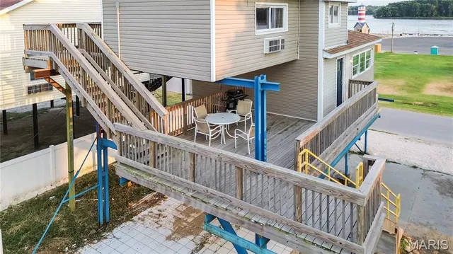 $160,000 | 12 Water Street, Grafton, IL 62037