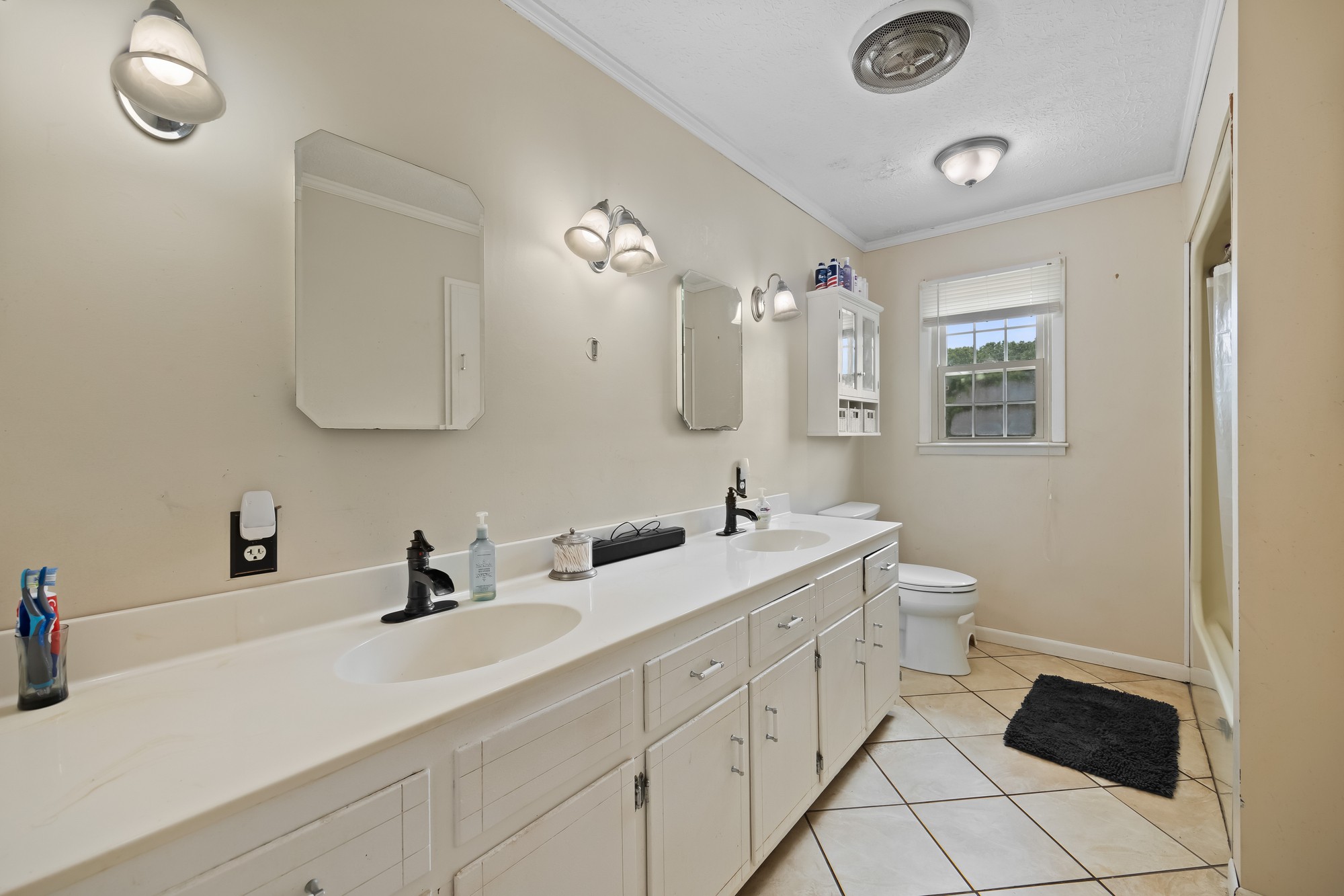 14585 Old Kentucky Road Walling, TN 38587 - Photo 10 of 27 Gallery Image 10