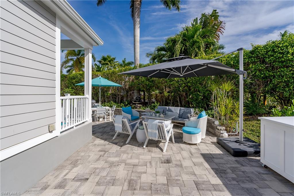 13598 Snapper Lane Naples, FL 34114 - Photo 5 of 40