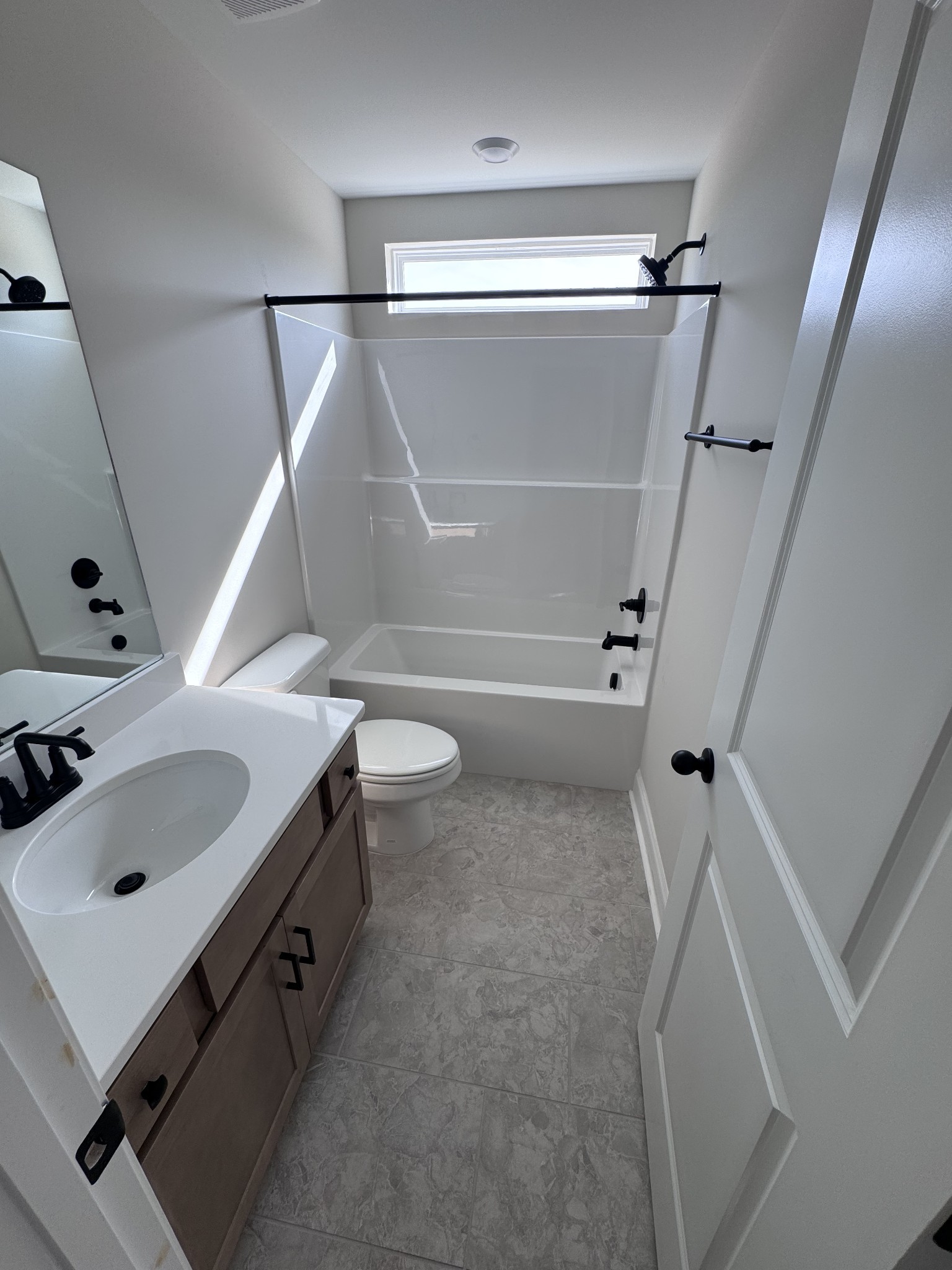 1824 Flatwaters St Spring Hill Spring Hill, TN 37174 - Photo 8 of 22
