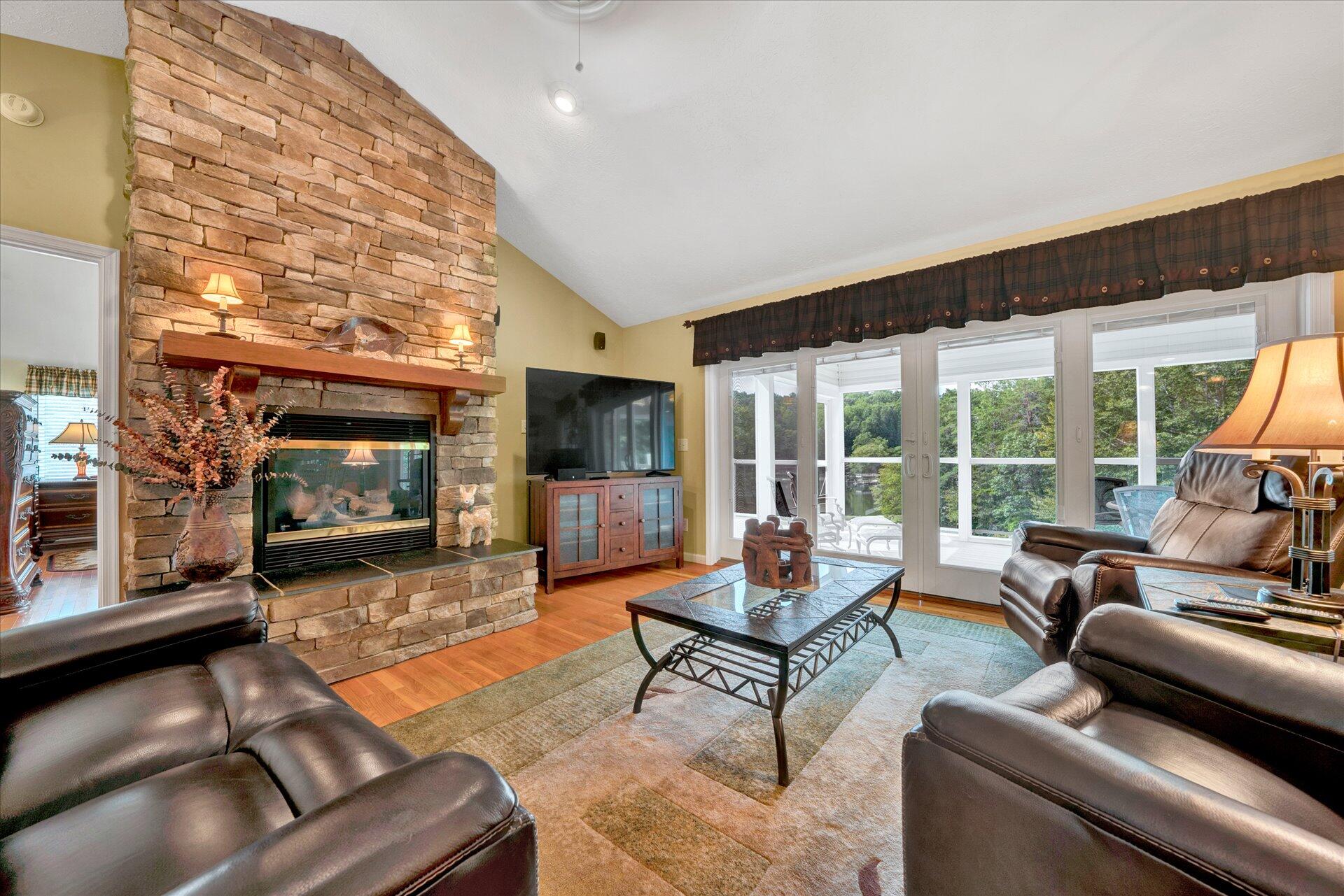 1711 Carroll Road Goodview, VA 24095 - Photo 11 of 70 11-DSC00019
