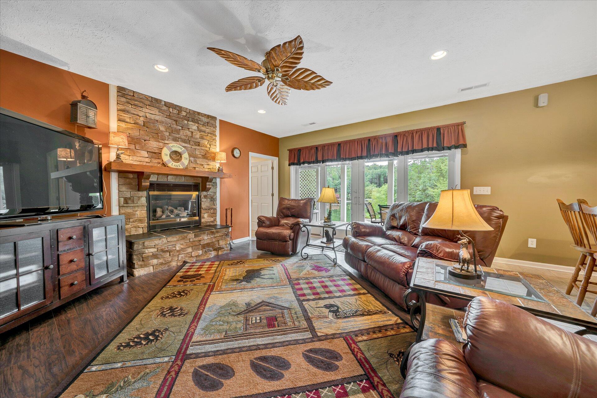 1711 Carroll Road Goodview, VA 24095 - Photo 39 of 70 39-DSC00115