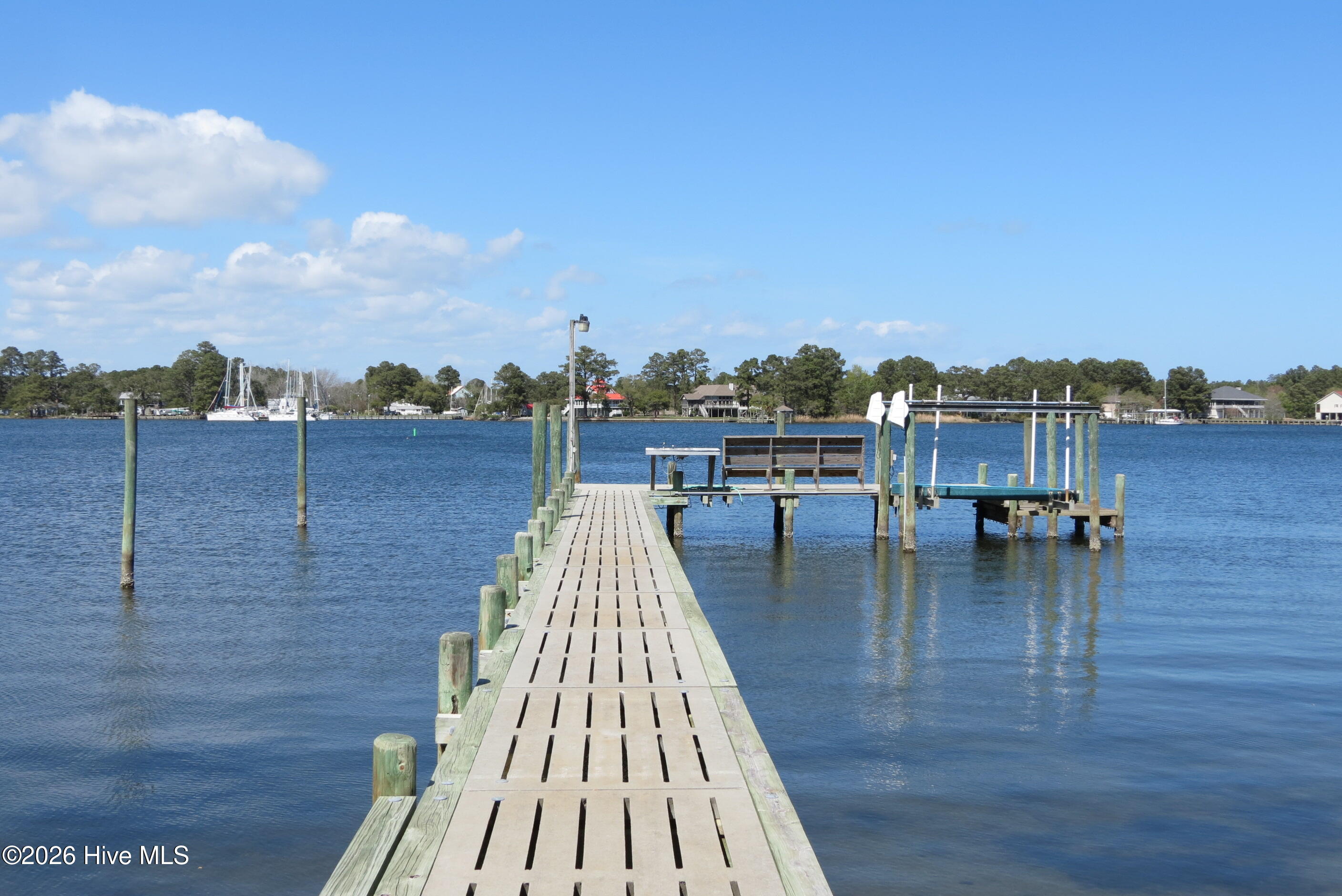 609 Mills Road Oriental, NC 28571 - Photo 21 of 85 Deep water pier!