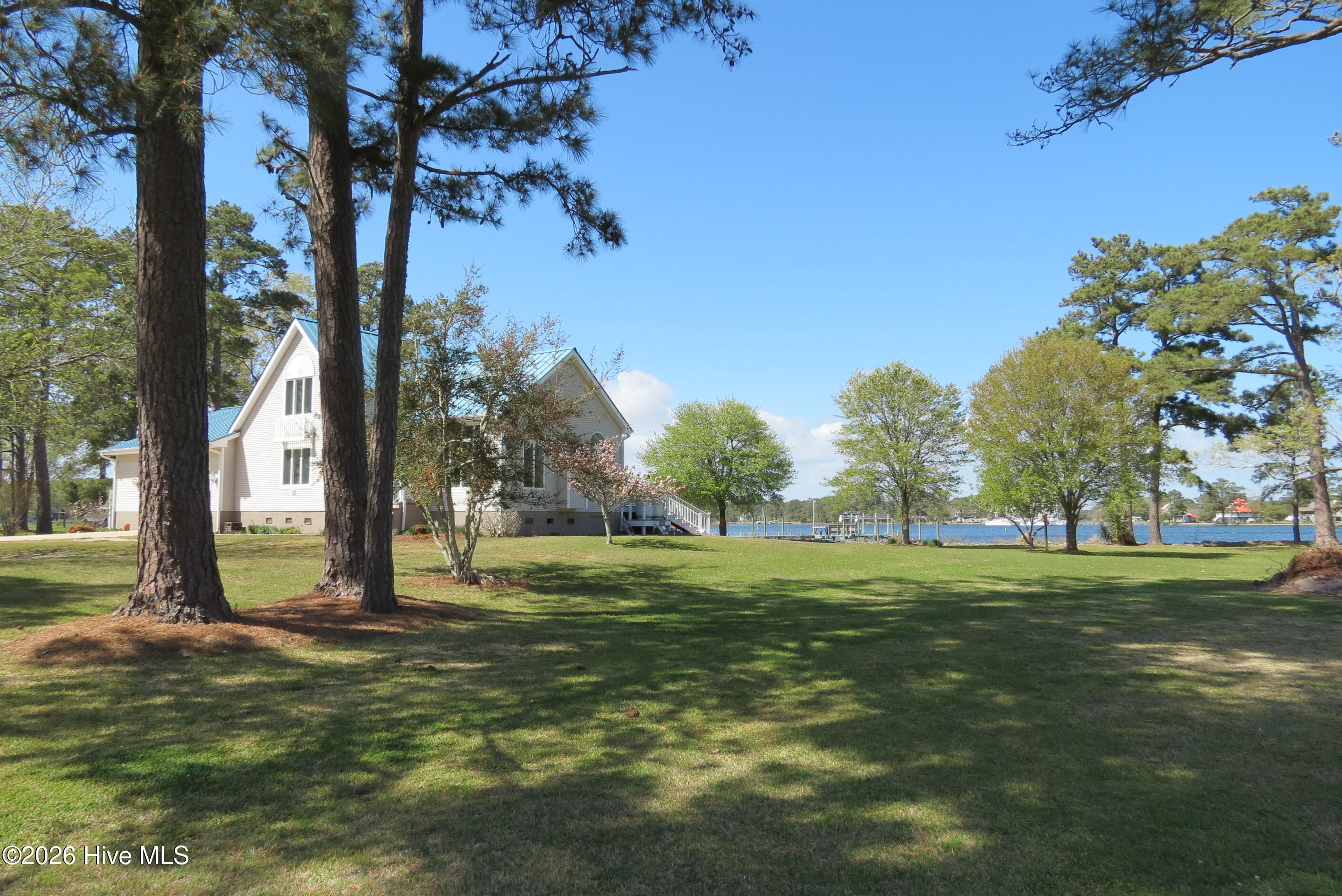 609 Mills Road Oriental, NC 28571 - Photo 30 of 85 So much room!