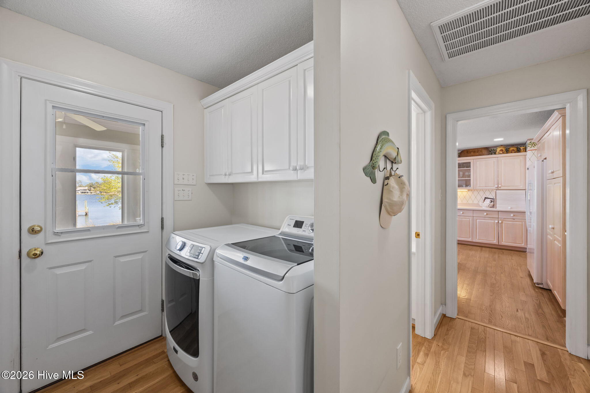 609 Mills Road Oriental, NC 28571 - Photo 58 of 85 Laundry off Kitchen