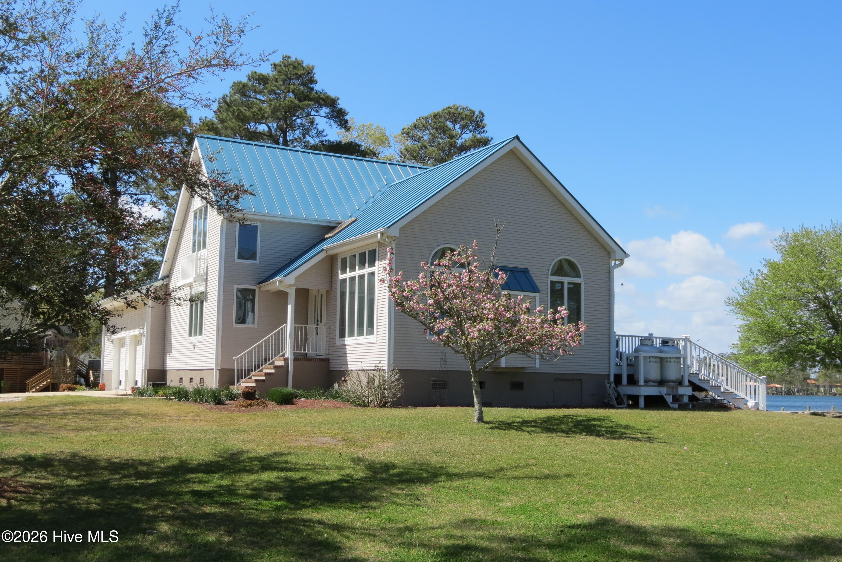 609 Mills Road Oriental, NC 28571 - Photo 6 of 85 IMG_2689